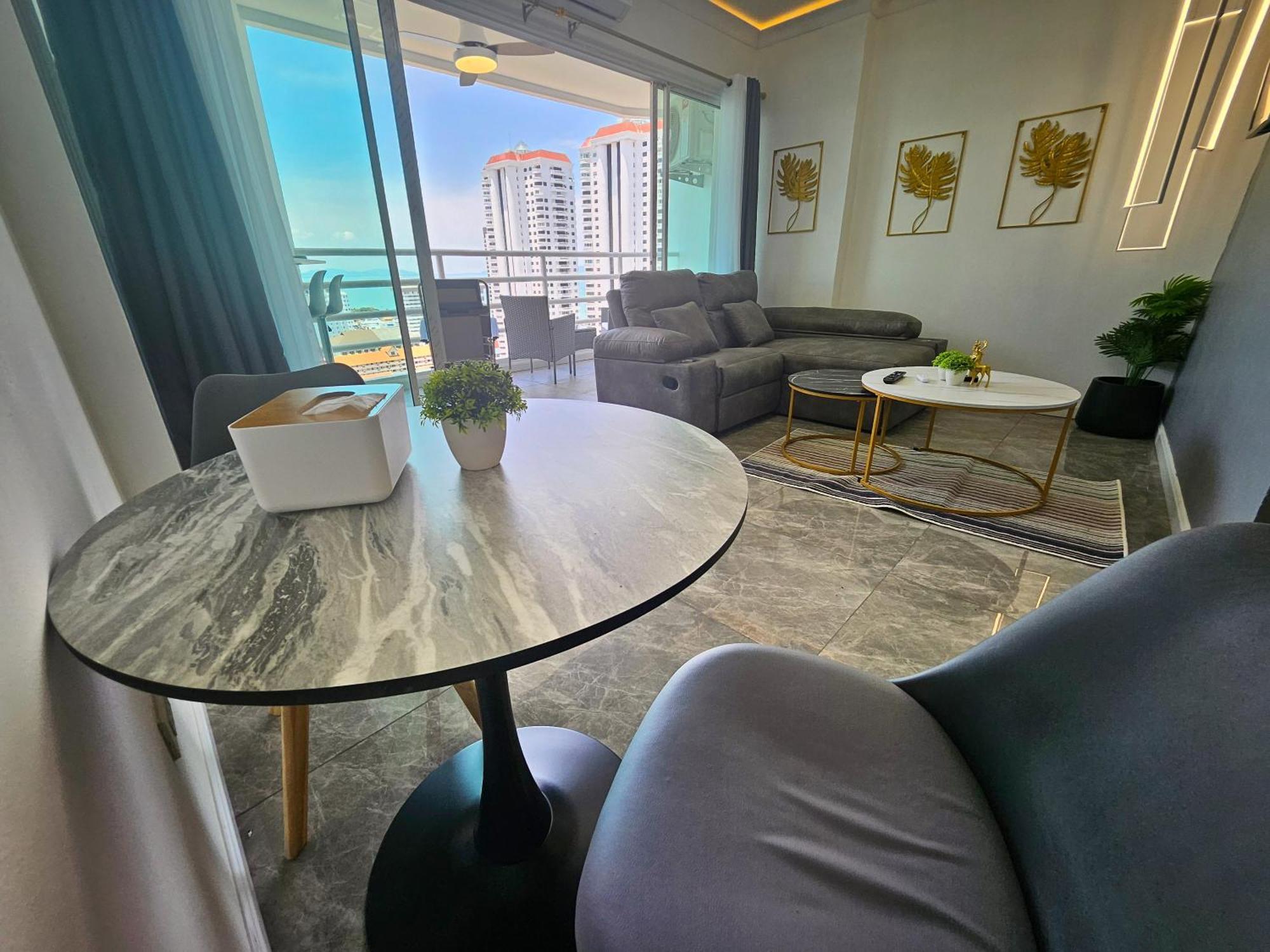 View Talay 5 Jomtien Beachfront Pattaya Eksteriør bilde