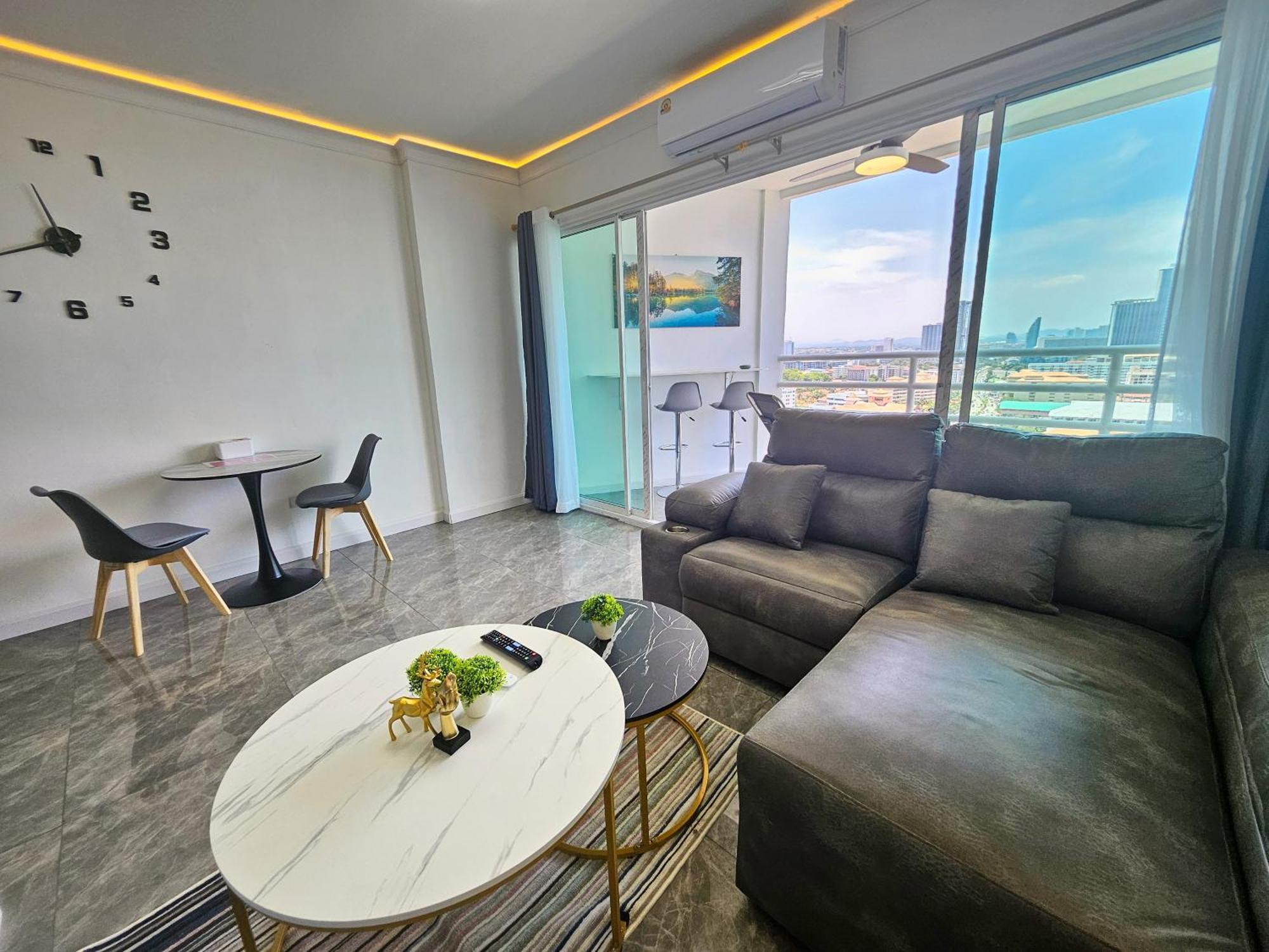 View Talay 5 Jomtien Beachfront Pattaya Eksteriør bilde